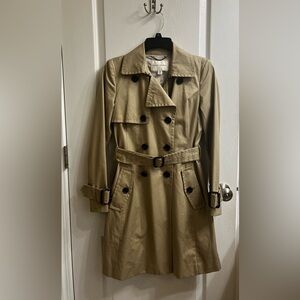 Banana Republic trench coat XS